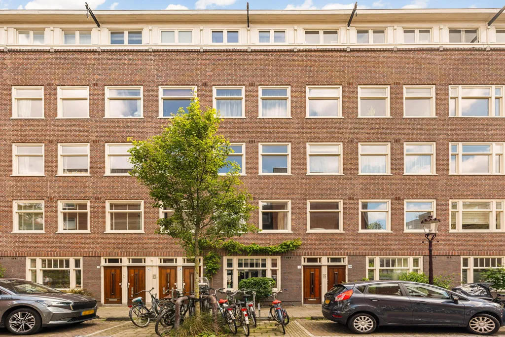 5-toaline korter asukohas Amsterdam