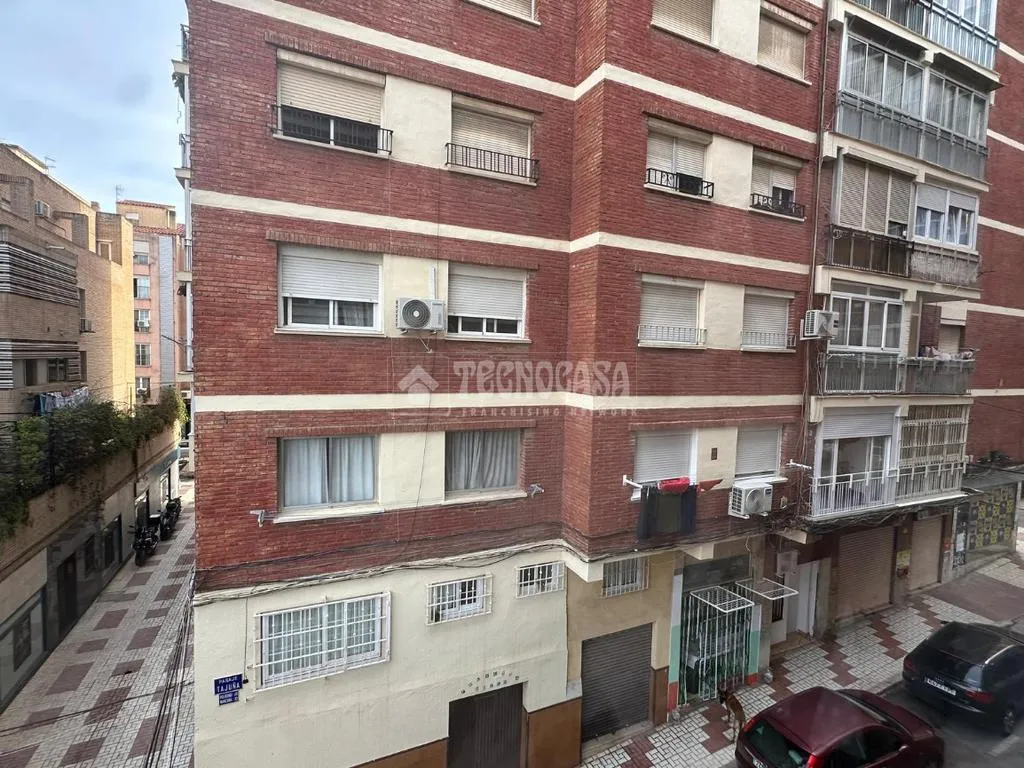 Välivaade - Reformed Flat with Balcony in Miraflores, Málaga