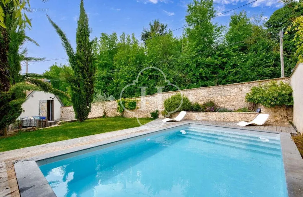pool_area