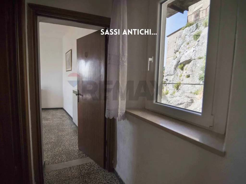 Entrée - Ready-to-Live House with View in Roccastrada