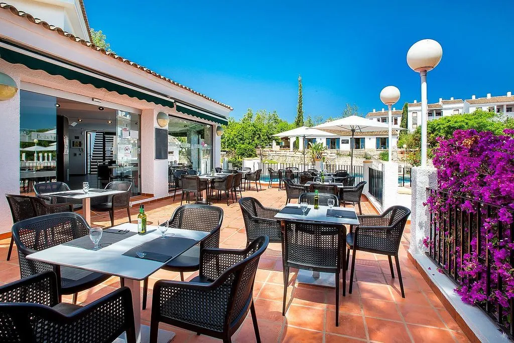 Terrass - Apartment with Pool and Terrace in Pego