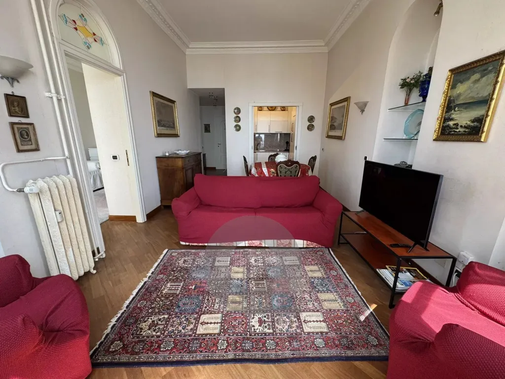 Séjour - Appartement en Bord de Mer avec Balcon à Menton