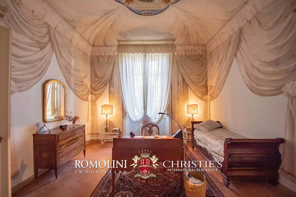 Magamistoad - 18th-Century Villa with Panoramic Views near Pisa