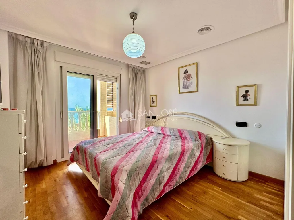 Bedrooms - Seafront Apartment with Balcony in Torrevieja