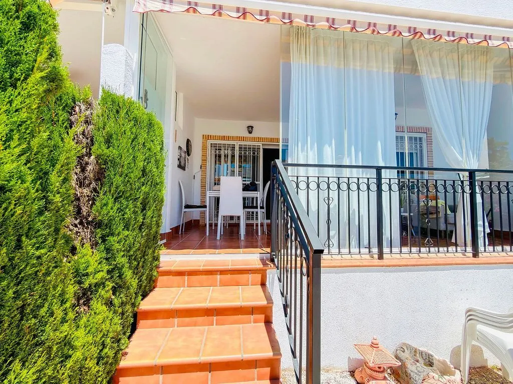 Terrazza - 2-Bedroom Apartment with Pool in Orihuela Costa