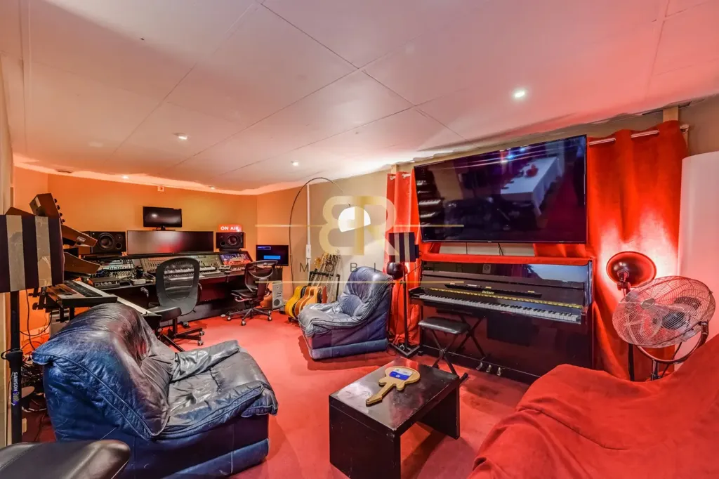Garage - Studio Recording Space near Batignolles Park