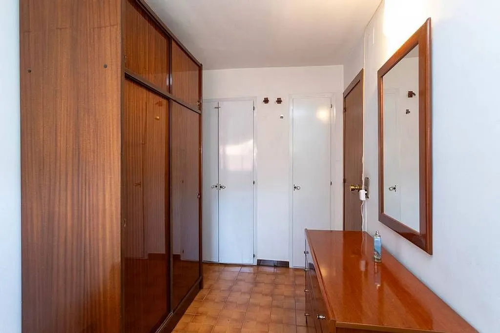 Pièces - Apartment with Sea Views in Les Roquetes
