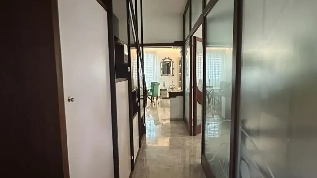 hallway_entrance