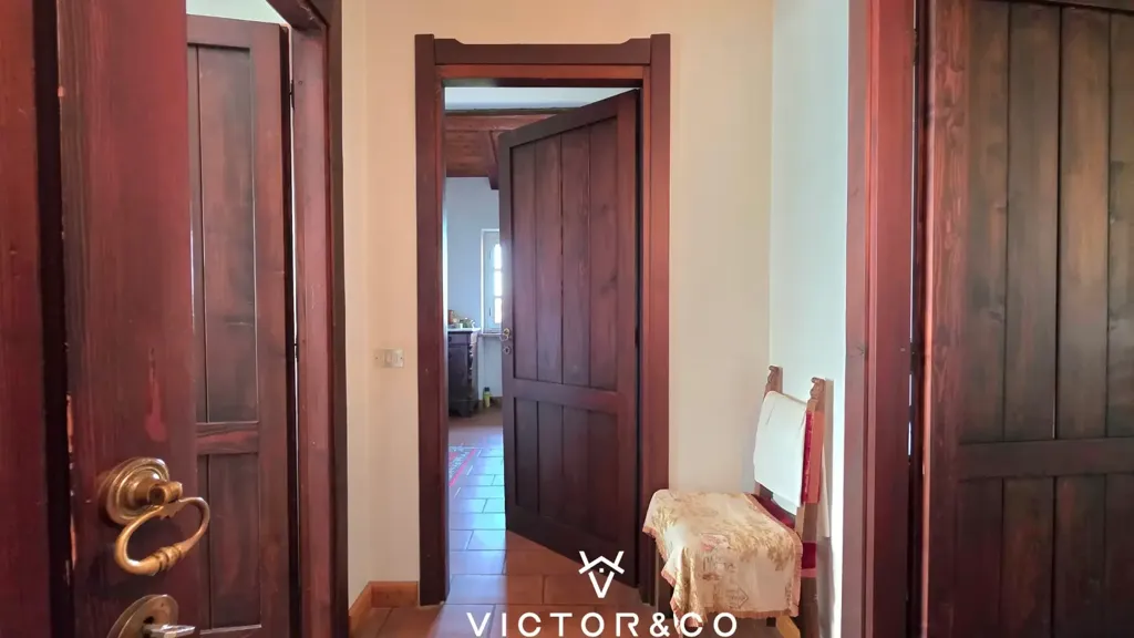 Hallway - Villa with Garden in Novara