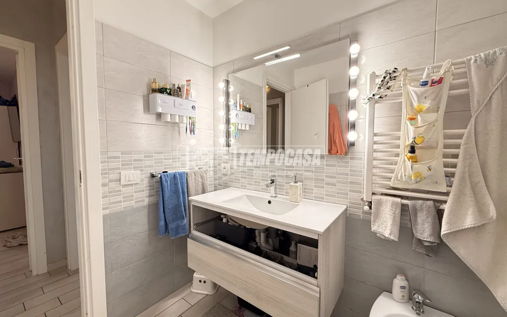 Salles de bain - Rustic 2-Bedroom Flat with Private Garden in Rome