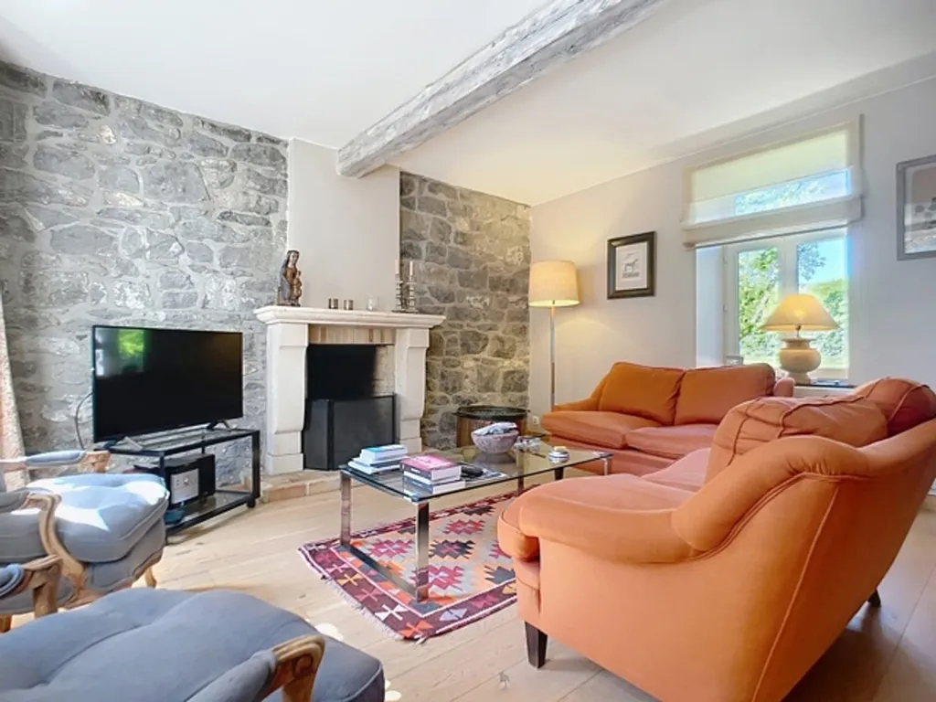 Elutuba - Fully Renovated House with Courtyard in Sprimont