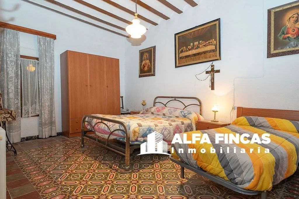 Chambres - Traditional Chalet with Patio in Belmonte