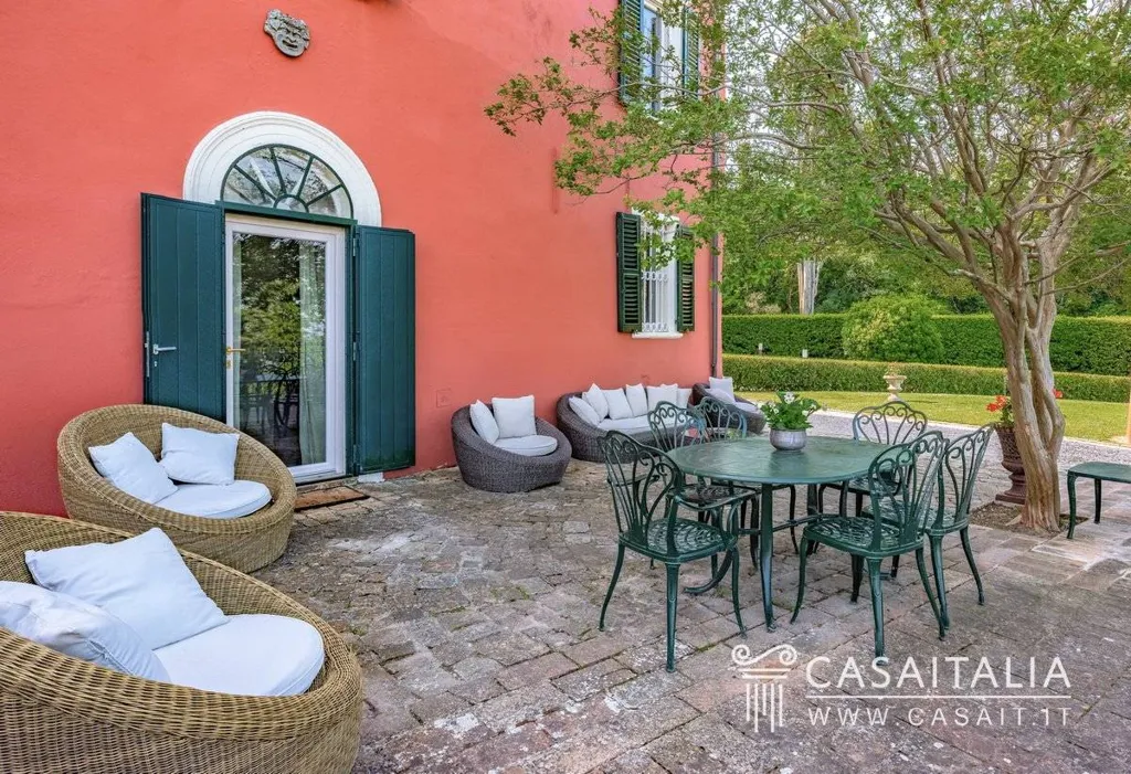 Terrass - Historic Villa with Panoramic Views near Pesaro