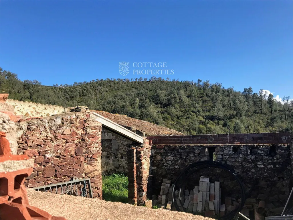 Jardin - Charming Farmhouse with Views in Darnius