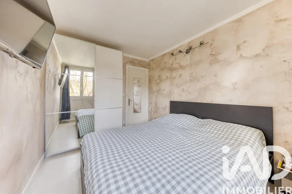 Chambres - Appartement 3 Pièces dans Résidence à Cachan