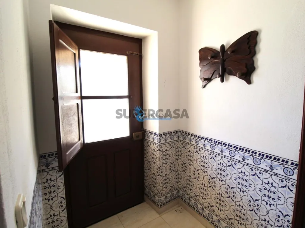 Esik - Algarvian Villa with Golf Course Proximity in Silves