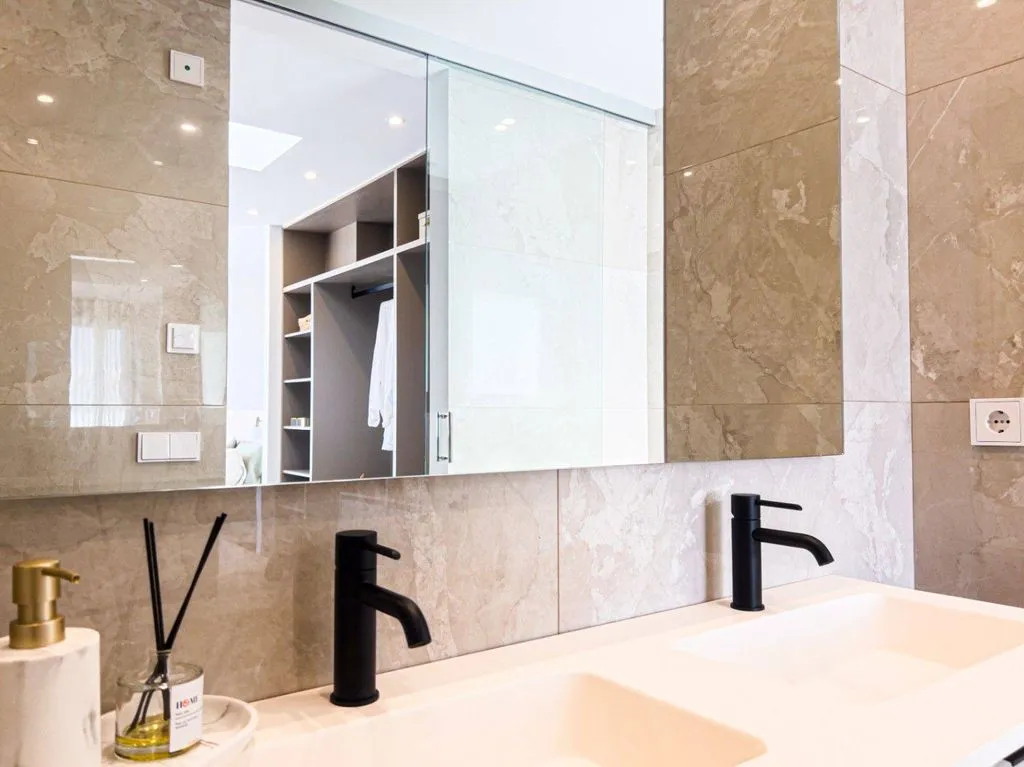 Vannitoad - Luxury Villa with Infinity Pool in Polop