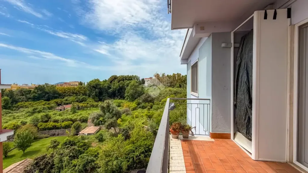 Rõdu - Rustic Apartment with Panoramic View in Formia