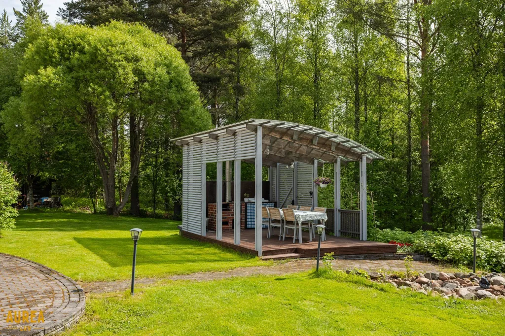 Terrazza - Modernised Detached House with Garden in Ii