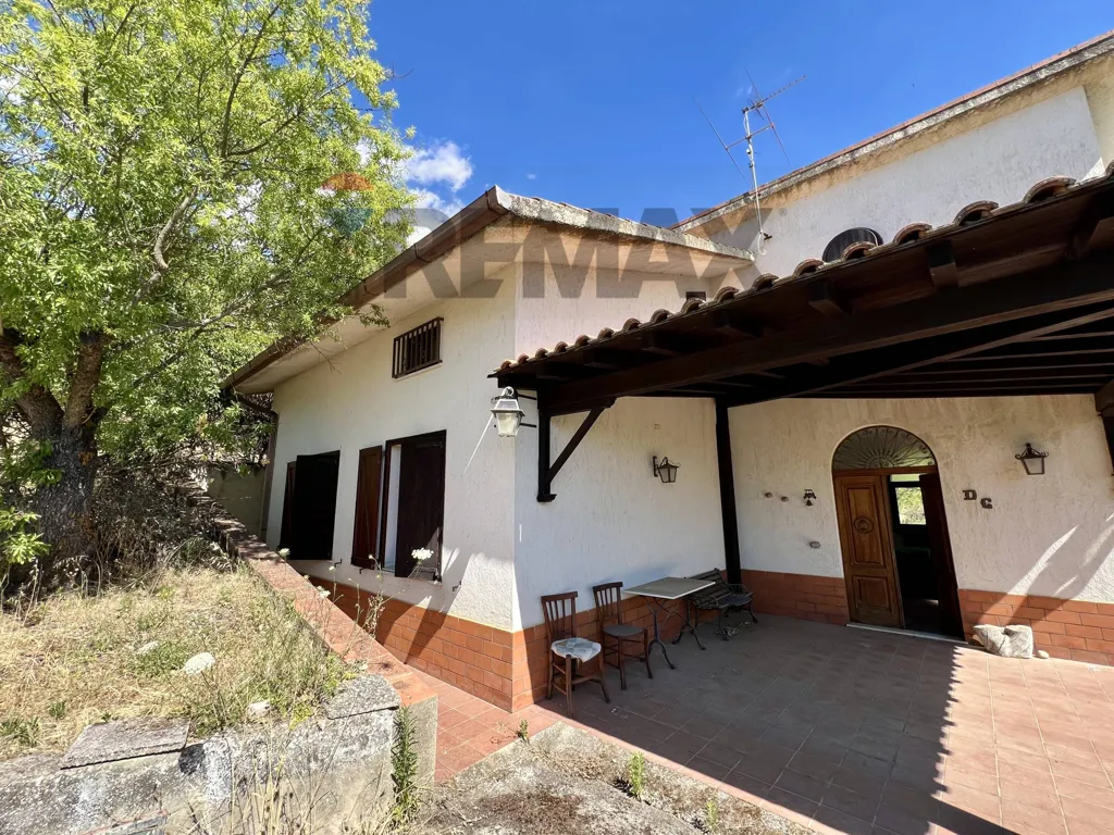 Terrass - Villa with Olive Grove in Alimena