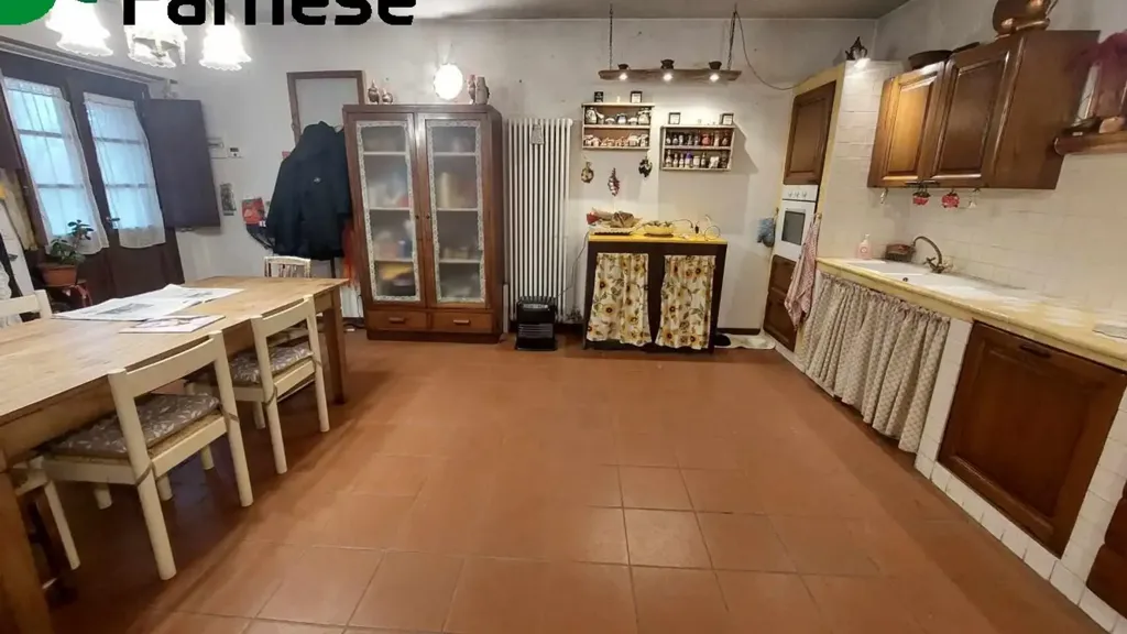 Söögituba - Rustic Home with Historic Charm in Travo