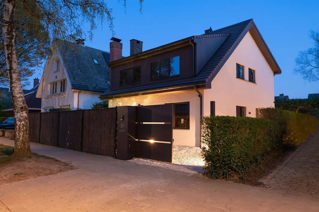 Extérieur - Villa rénovée avec poolhouse à top location