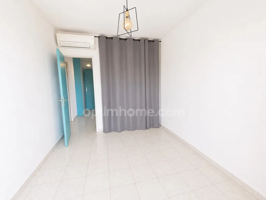 Esik - Studio with Sea View at Balaruc-les-Bains