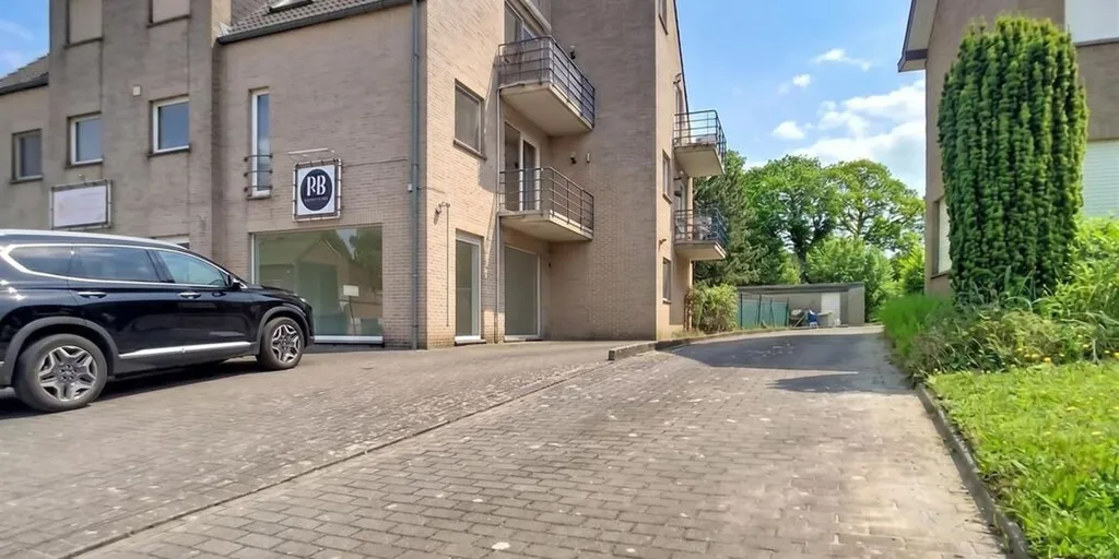 Extérieur - Duplex avec Terrasse près du Centre de Ramsel