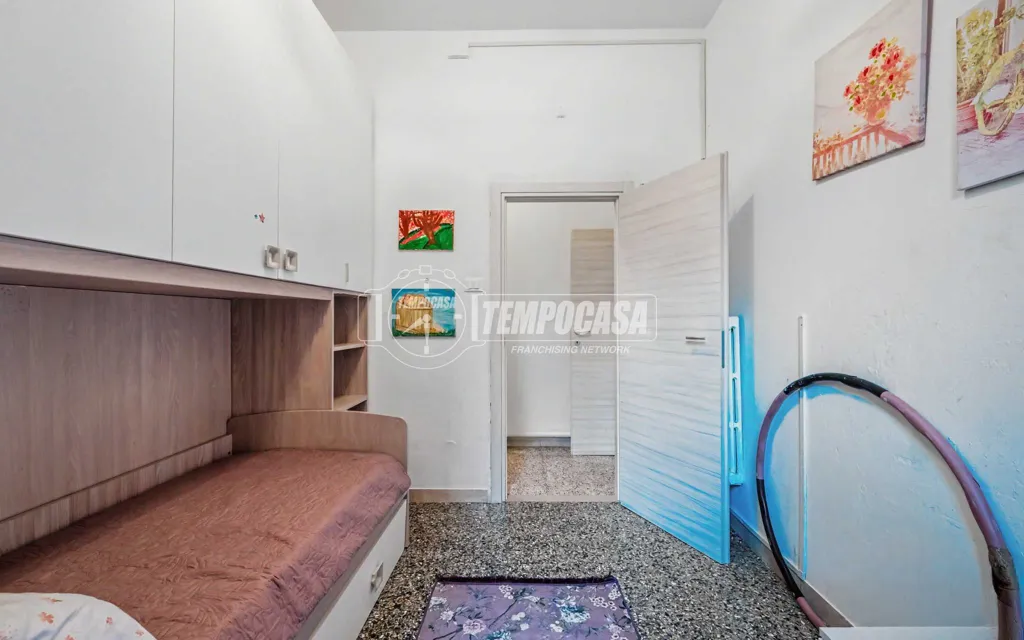 Chambres - Central Trilocale with Balcony in Faenza