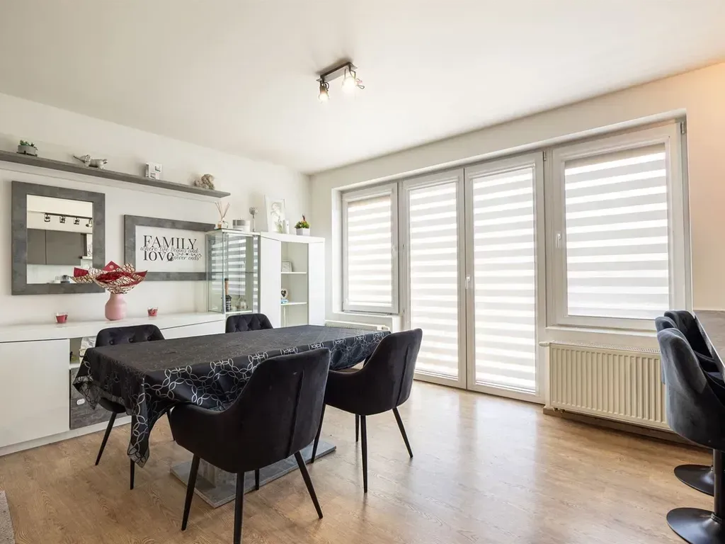 Comedor - Renovated Apartment with Garden in Deurne