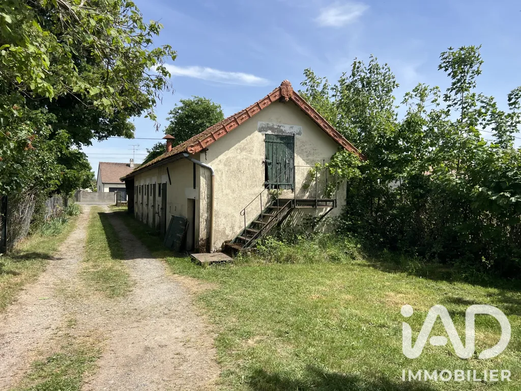 Esterno - Rustic Farmhouse with Garden in Beaulon