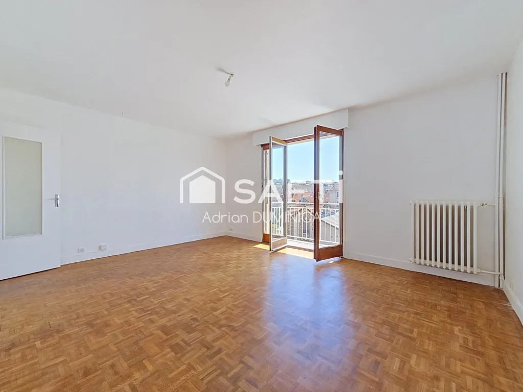 Stanze - T3 Apartment with Balcony in Poissy