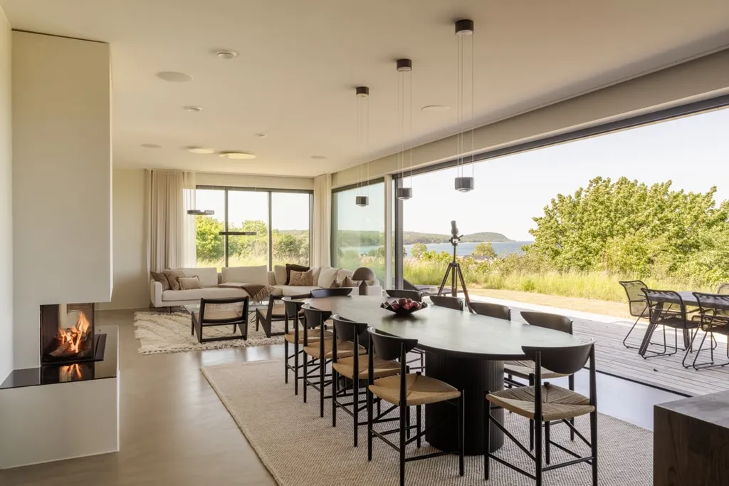 Sala da pranzo - Architectural Villa with Sea View in Vik