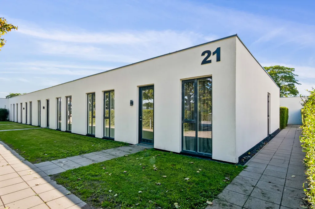 Välivaade - 3-Bed Flat with Balcony in Greve
