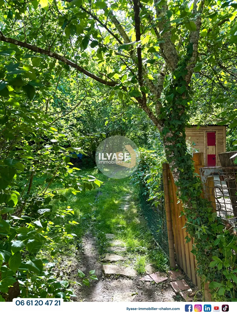 Aed - Charming House with Garden in Jully-lès-Buxy