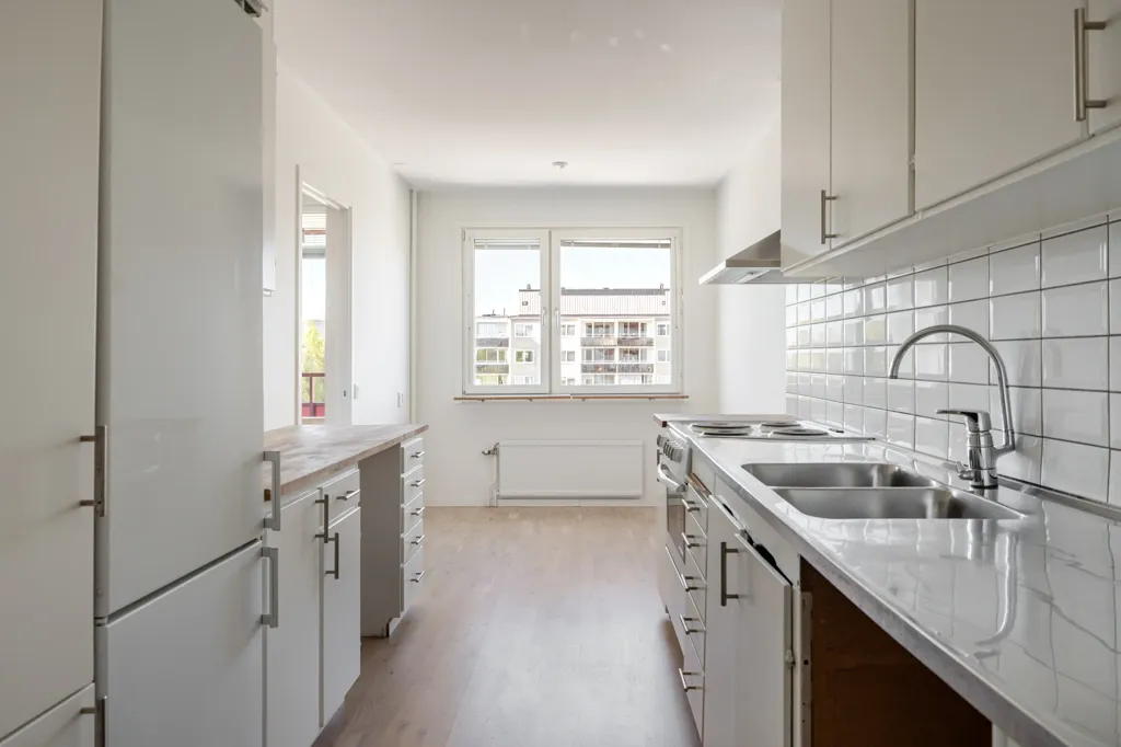 Cucina - Apartment with Balcony in Helenelund