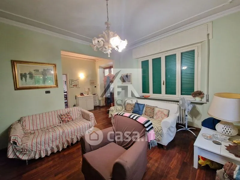 Elutuba - Villa with Garden in Lucca