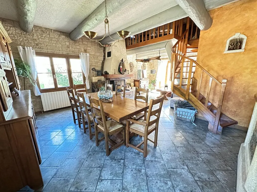 Dining Room - Provençal Villa with Pool in Lauris