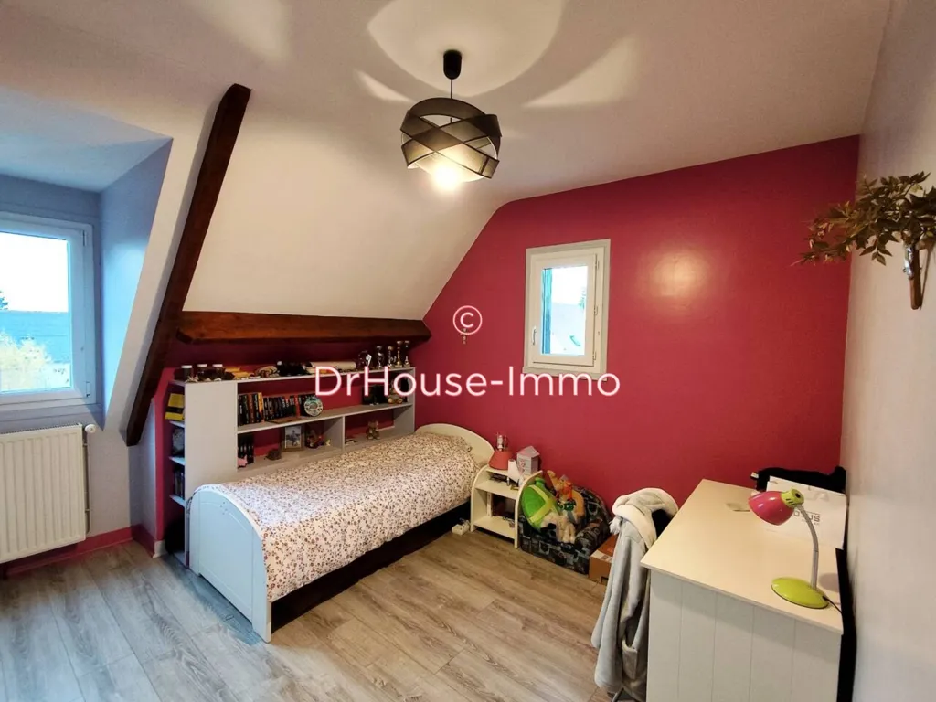 Bedrooms - 8-Piece House with Garden in Vendôme