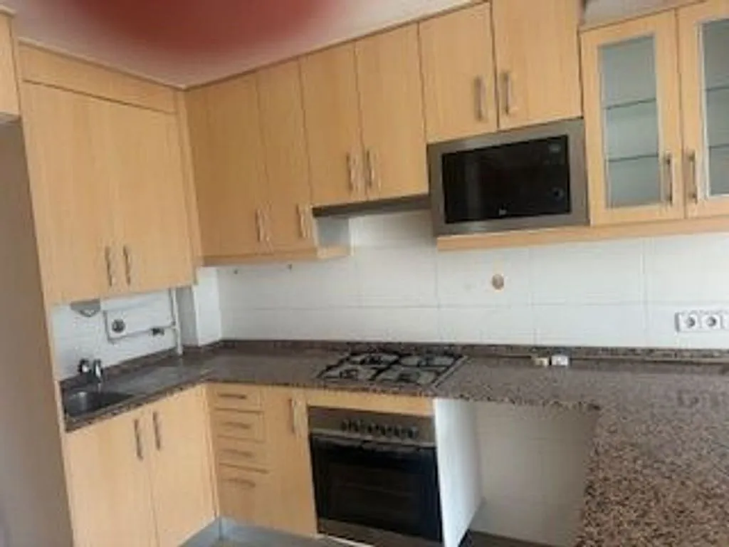 Cuisine - Duplex with Terrace and Balcony in Terrassa Centre