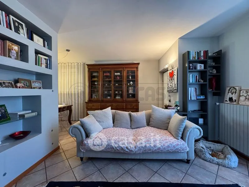 Séjour - Bifamiliar Villa with Private Garden in Chieve
