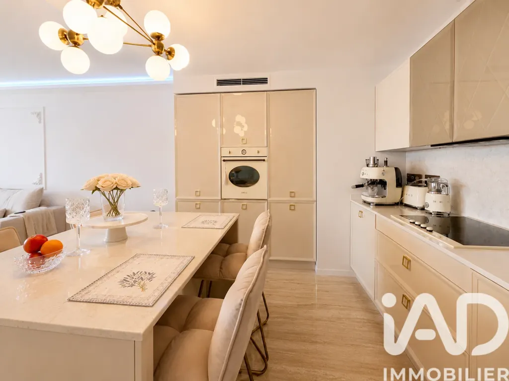 Köök - Renovated Apartment with Terrace in Cannes Centre