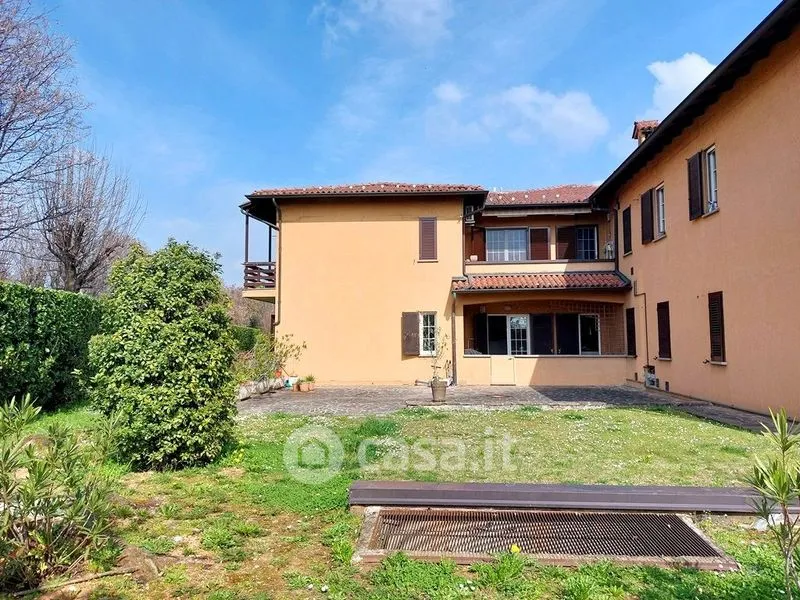 Giardino - Trilocale with Terrace in Seriate