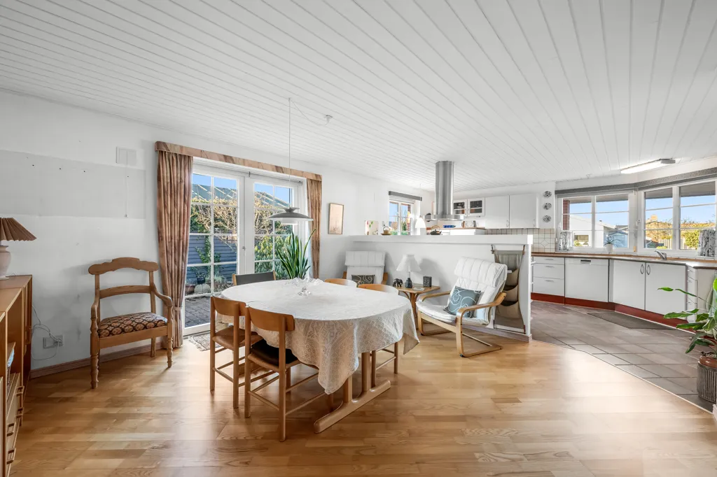 Söögituba - 4-toaline maja asukohas Ringkøbing