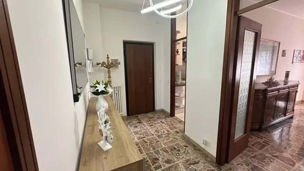 3-room apartment in IT