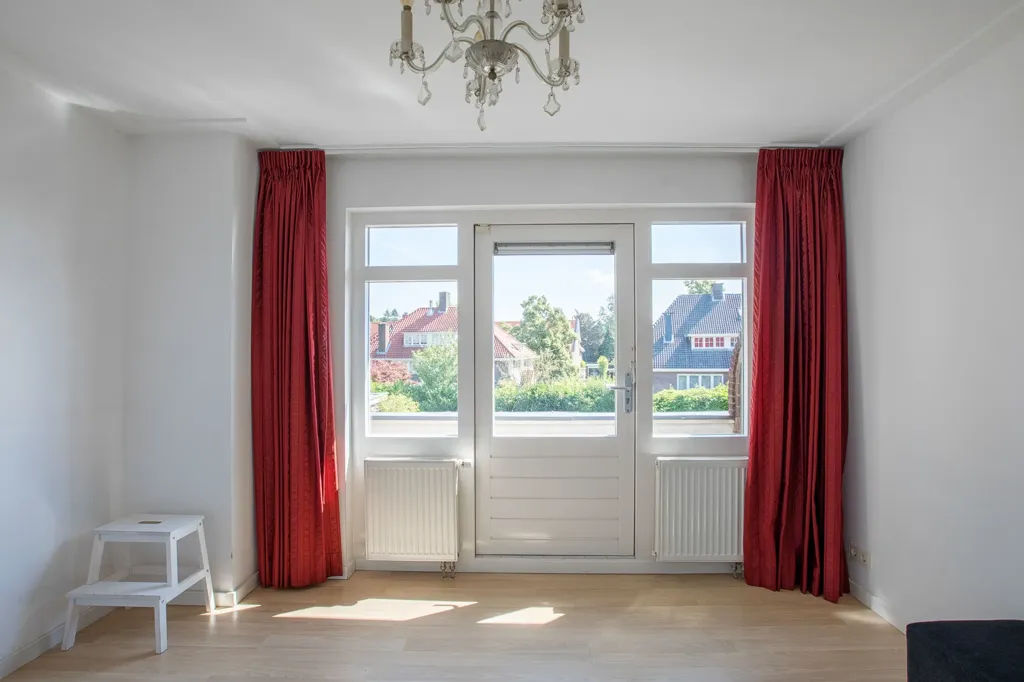 Magamistoad - Semi-detached House with Office Space in Arnhem