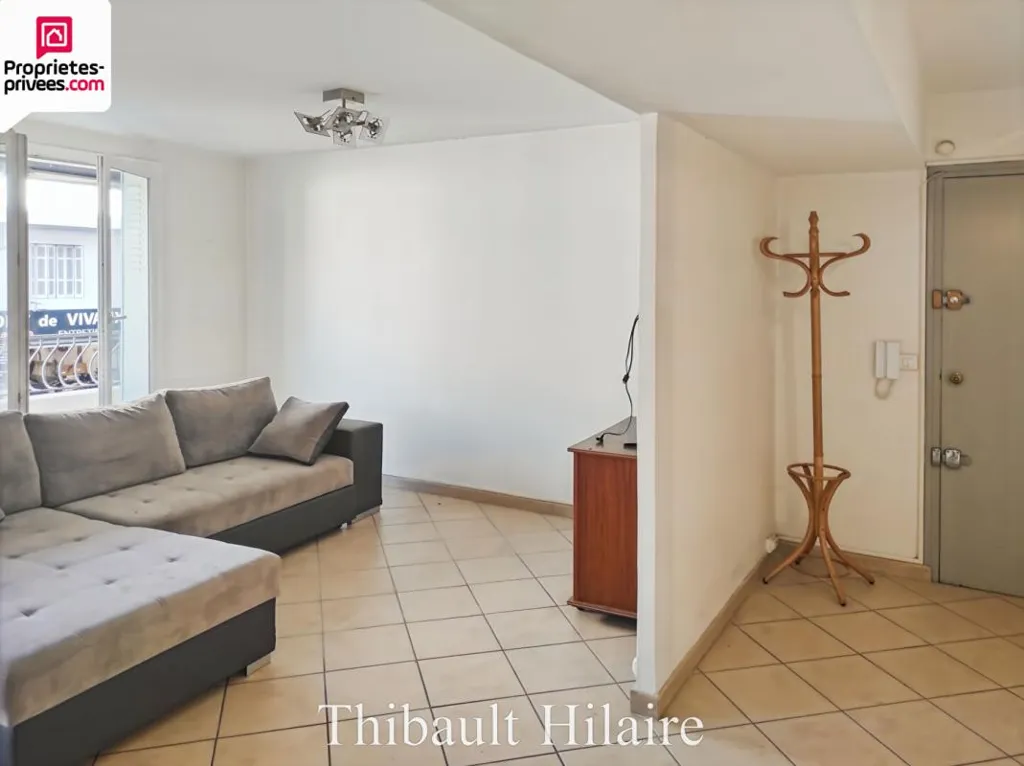 Elutuba - Bright Four-Room Flat in Pont de Vivaux