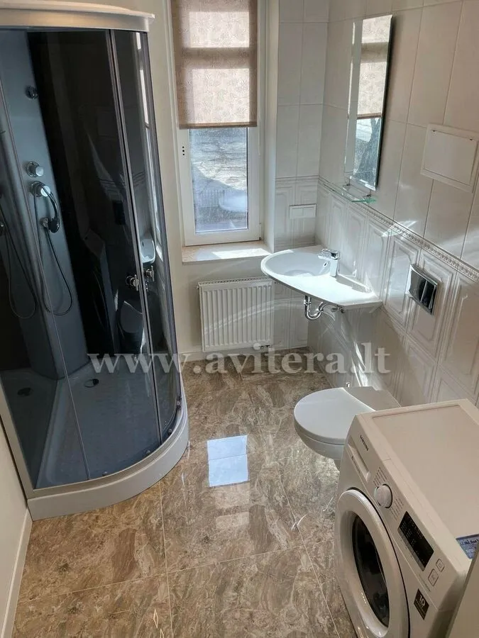 Vannitoad - Renovated 2-Bedroom Flat in Klaipėda Centre