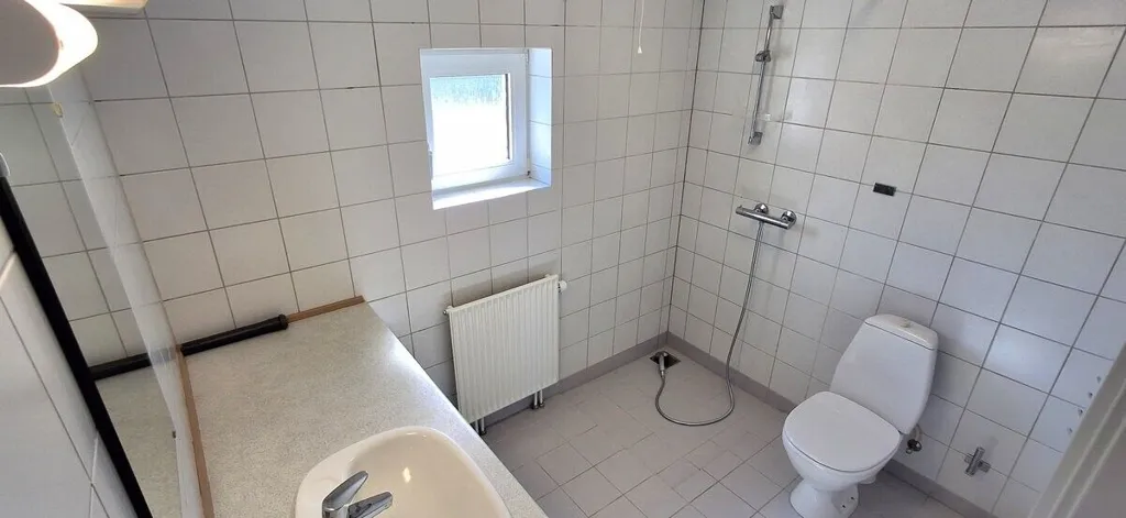 Vannitoad - 3-Bedroom Flat with Pets Allowed on Odinsvej