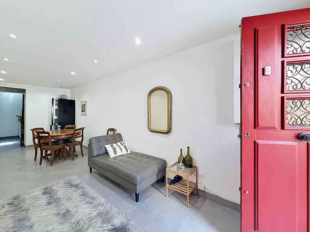 Séjour - Maison Charmante avec Terrasse à Avignon